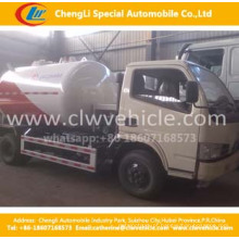 Caminhões do Bobtail de Dongfeng 4 * 2 LPG para reencher o uso 5.5cbm LPG que reenche caminhões do Bobtail